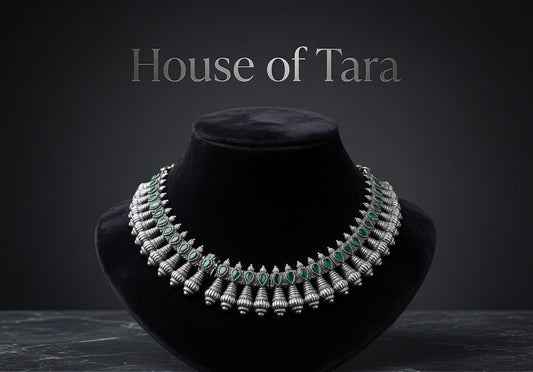 Nayra Emerald Oxidised Choker Set