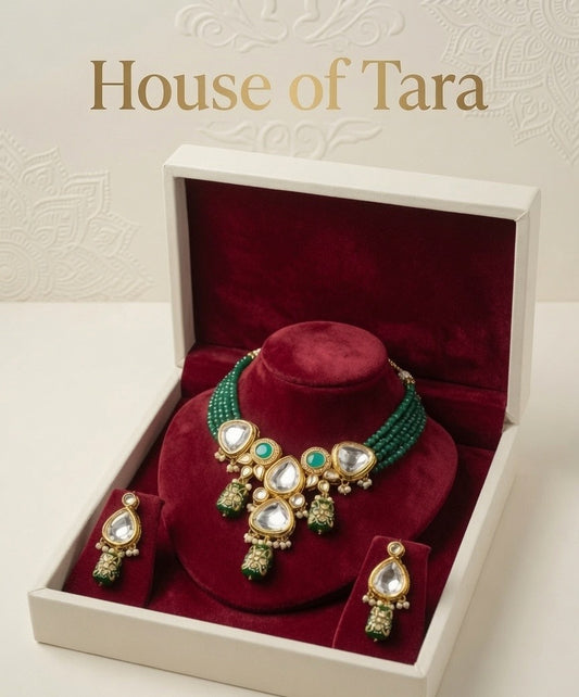 Emerald Aura Kundan Necklace Set